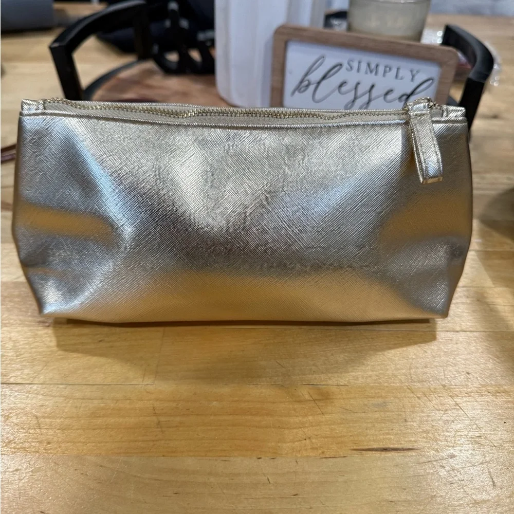 Chantecaille comestic bag